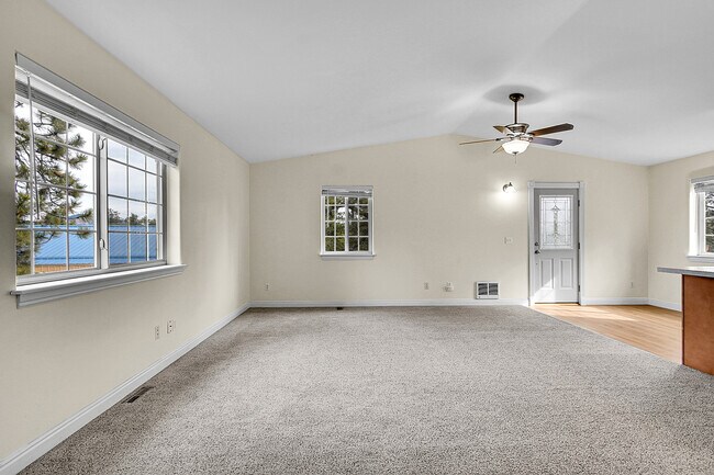 Building Photo - 50 Spruce Dr