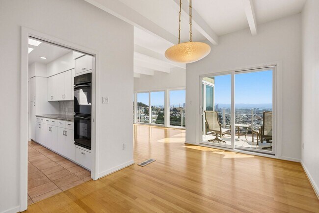 Building Photo - 45 Graystone Terrace