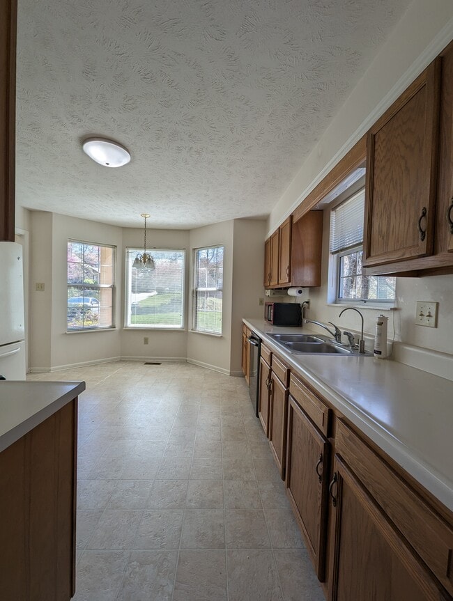 Building Photo - 1401 Francis Station Dr