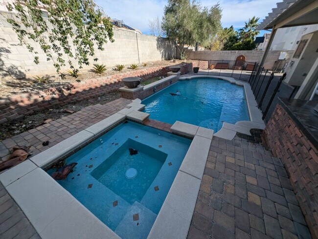 Building Photo - 8332 Mountain Heather Ct