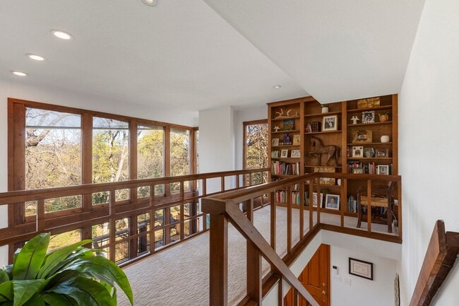 Building Photo - 3161 Brincrest Cir