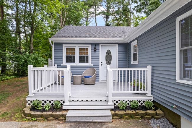 Building Photo - 247 Berwick Rd