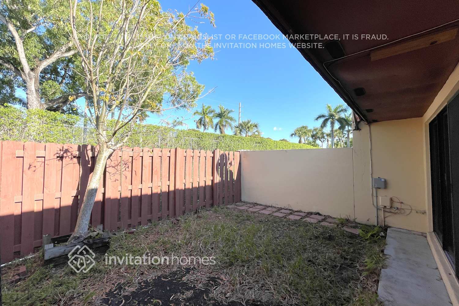 Building Photo - 11221 SW 117th Ct