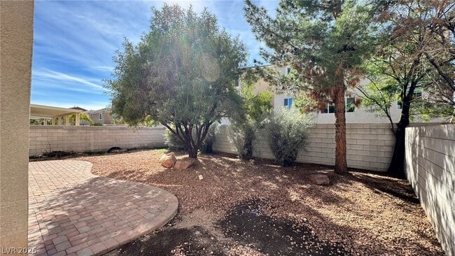 Building Photo - 10585 Medicine Bow St