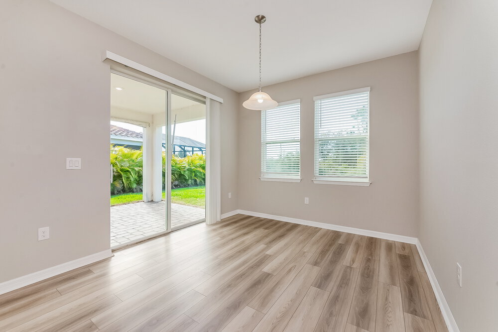 Building Photo - 417 Daylily Blvd