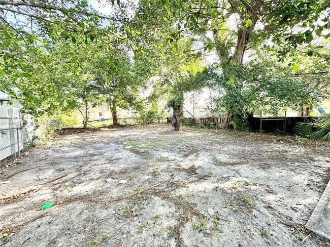 Building Photo - 1171 NW 58th Terrace