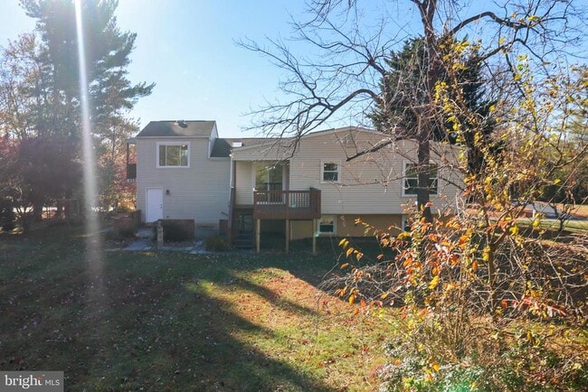 Building Photo - 10622 Cavalcade St