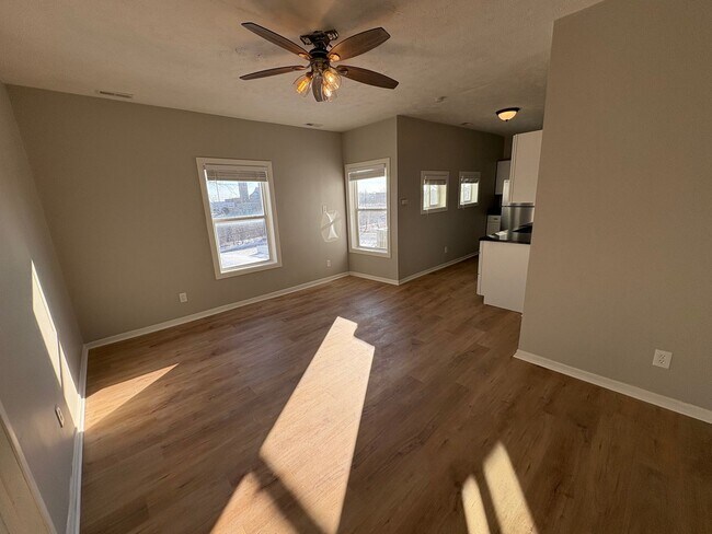 Building Photo - 2915 Jackson St