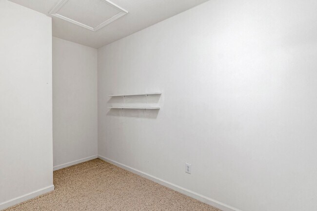 Building Photo - 3601 Giovanni Way
