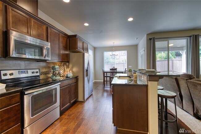 Building Photo - 3746 Maritime Dr SW