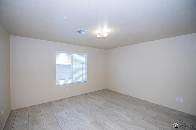 Building Photo - 7357 E 39th St