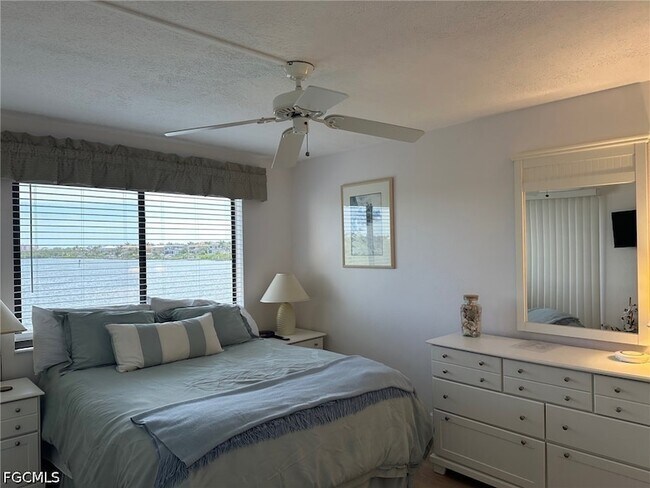 Building Photo - 4835 Bonita Beach Rd SW