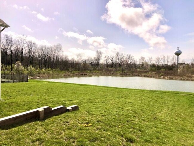 Building Photo - Gorgeous Westfield Home - 2800 sq ft and a...