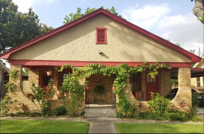 Primary Photo - 1425 Munger St