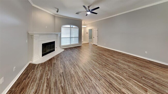 Building Photo - 16208 Romeo Dr