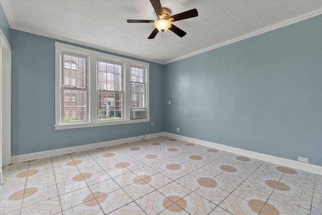 Building Photo - 3029 W 39th Pl
