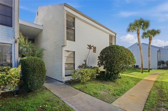 Building Photo - 643 Haven Pl