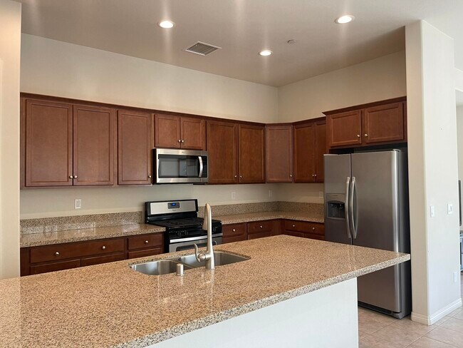Building Photo - 69 Syrah