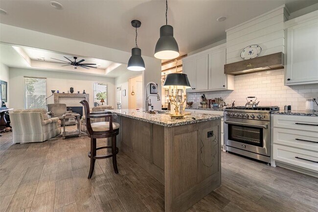 Building Photo - 2429 Rumble Ct