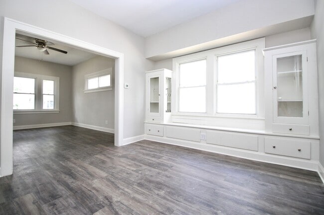 Building Photo - Single Family Home 2 beds 1 bath FOR RENT