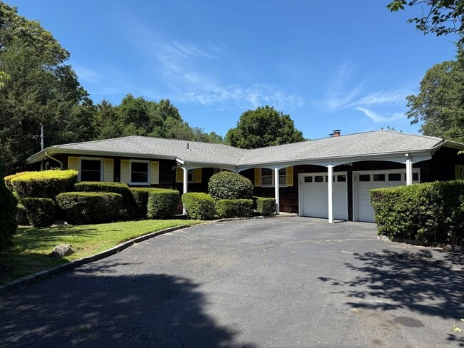 Building Photo - 23 Hardwick Dr