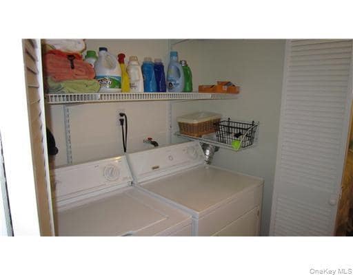 Building Photo - 213 Arlington Ct