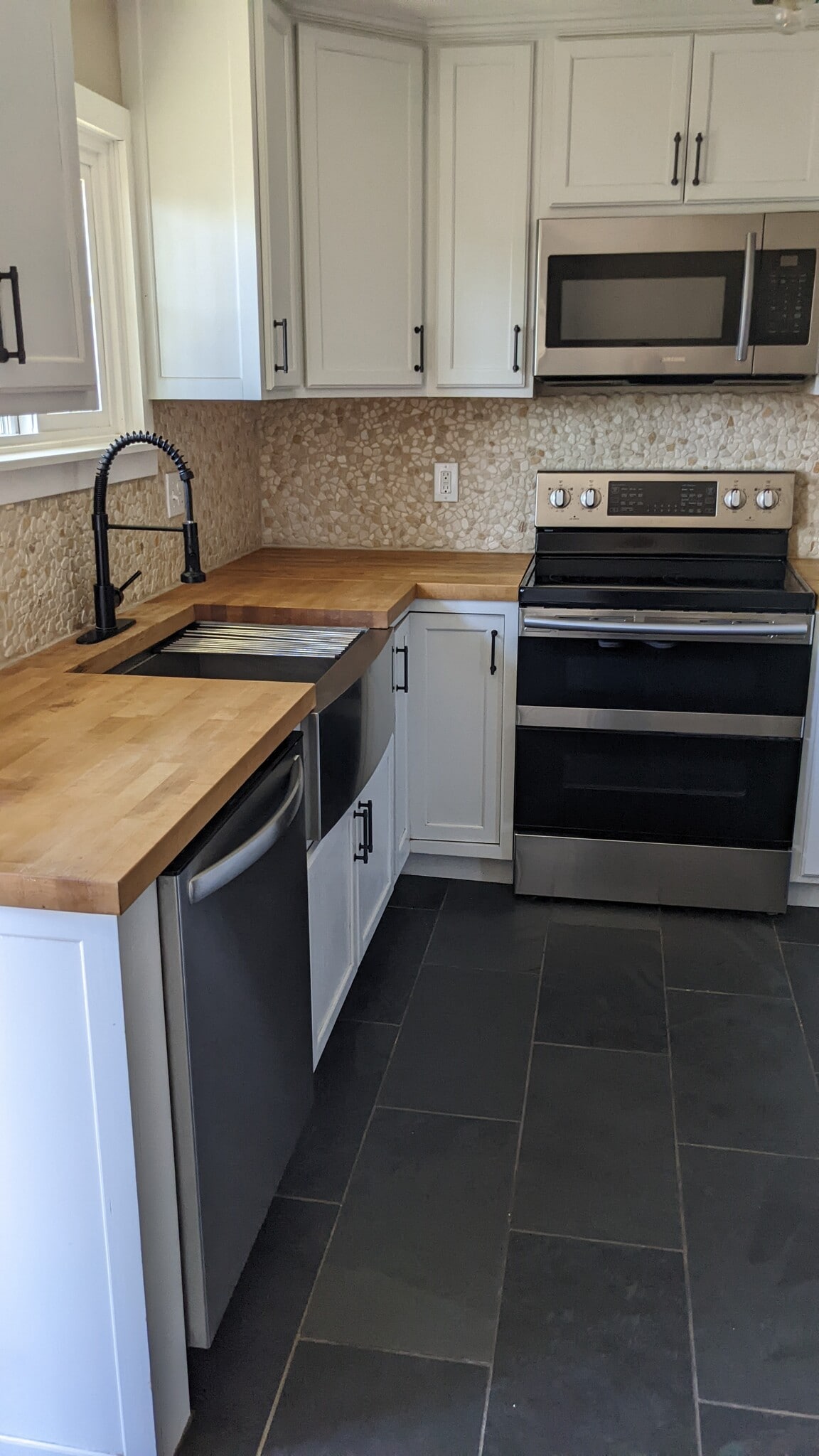 Building Photo - 1812 Tiffany St