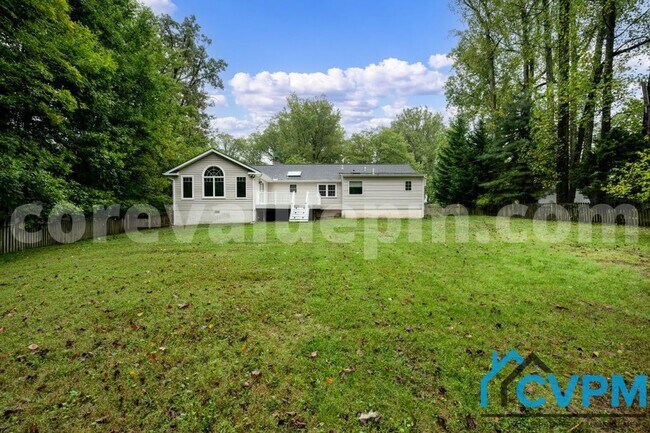 Building Photo - 4702 Shelley Ln
