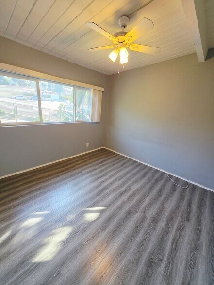 Building Photo - 4133 La Crescenta Ave