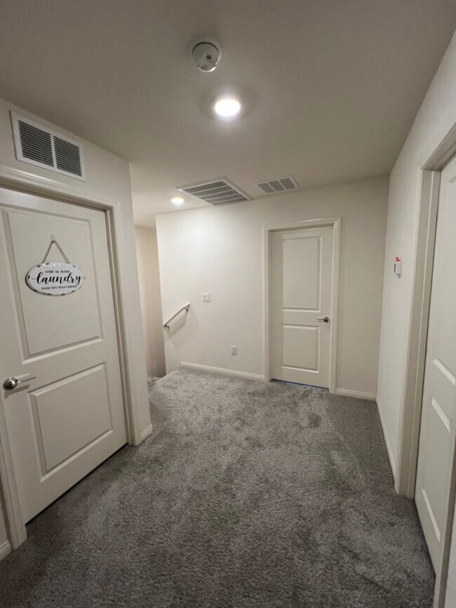 Building Photo - 2658 Blizzard Blue Ct