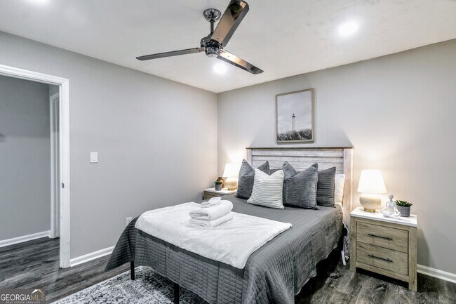 Building Photo - 85 Wilhelmina Dr