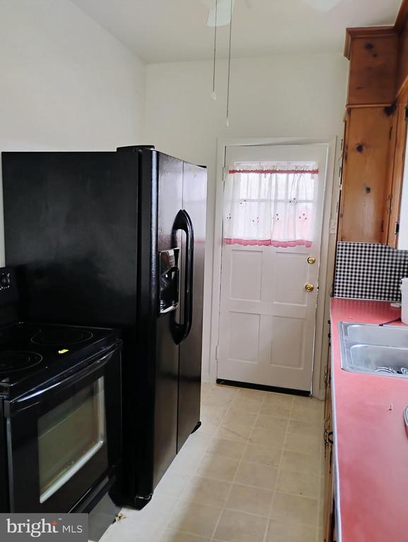 Building Photo - 14007 Misty Gln Ln