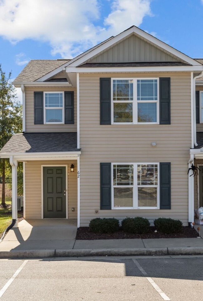 Primary Photo - ONE MONTHS RENT FREE FOR THIS SPECIFIC 3 B...