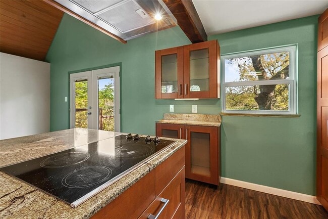 Building Photo - 4301 Stearn's Ln