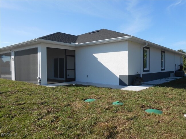 Building Photo - 935 Graystone Ave