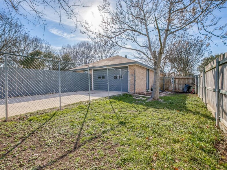 Building Photo - 1504 Ridge Ct
