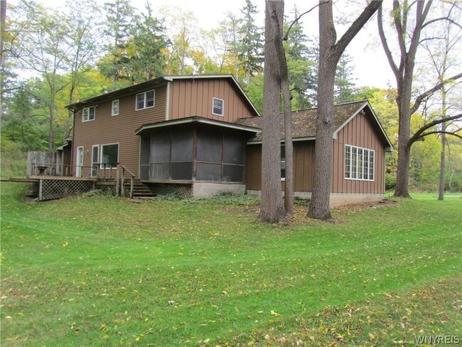 Building Photo - 1028 E Main St