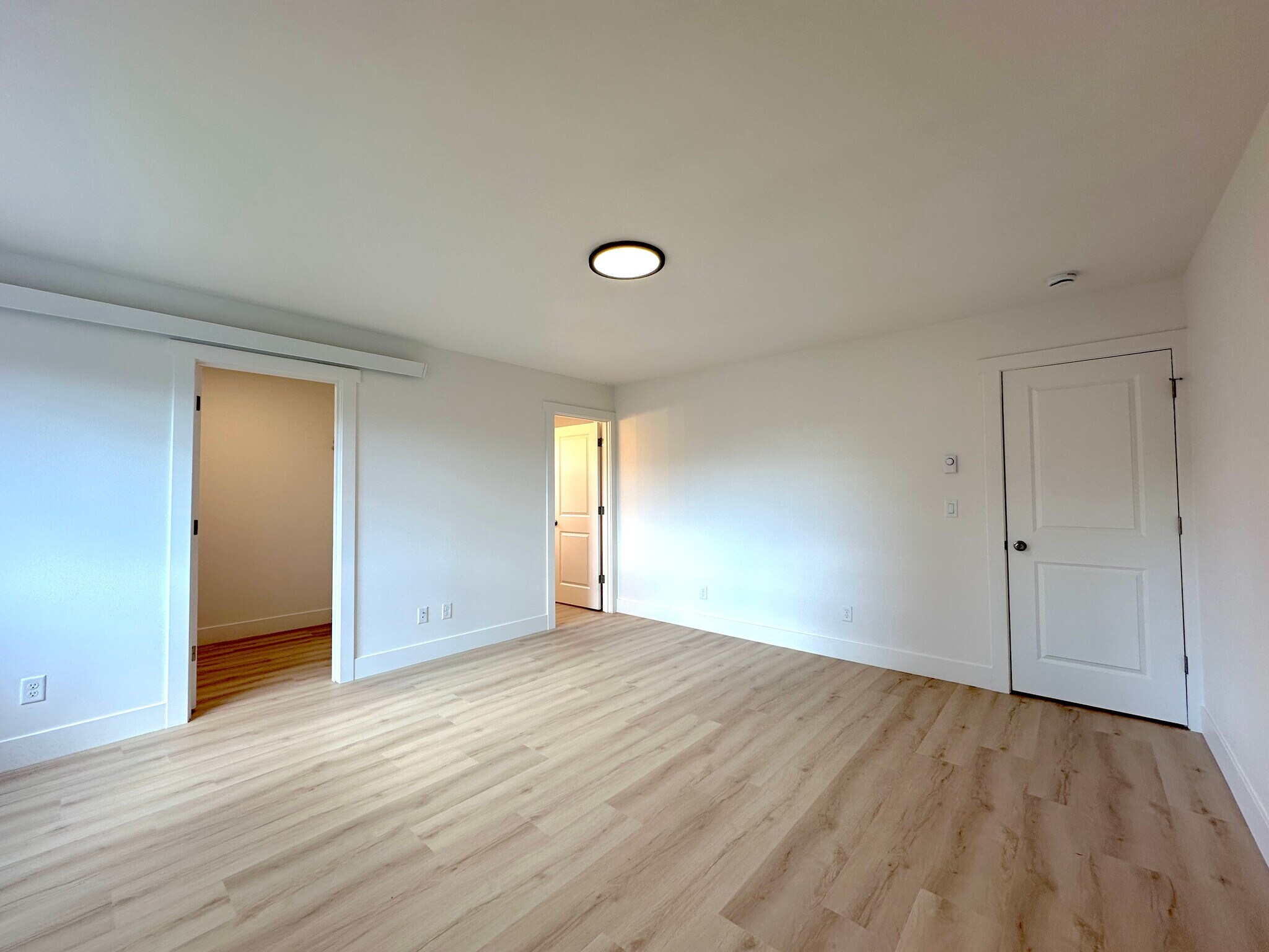 Building Photo - 3021 Harold Dr SE