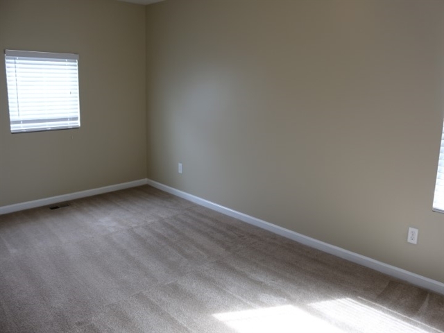 Building Photo - 9073 Bunker Hill Way