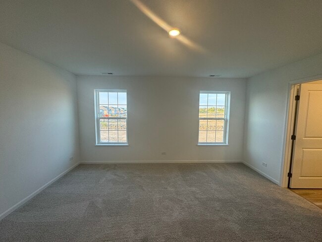 Building Photo - 2605 Dundee Dr
