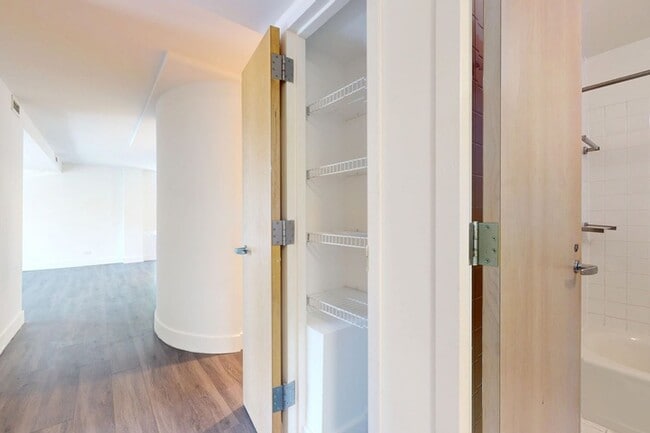 Floorplan - 1400 E. 57th Street