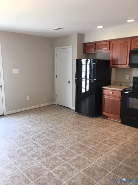 Building Photo - 2076 Forest Cir