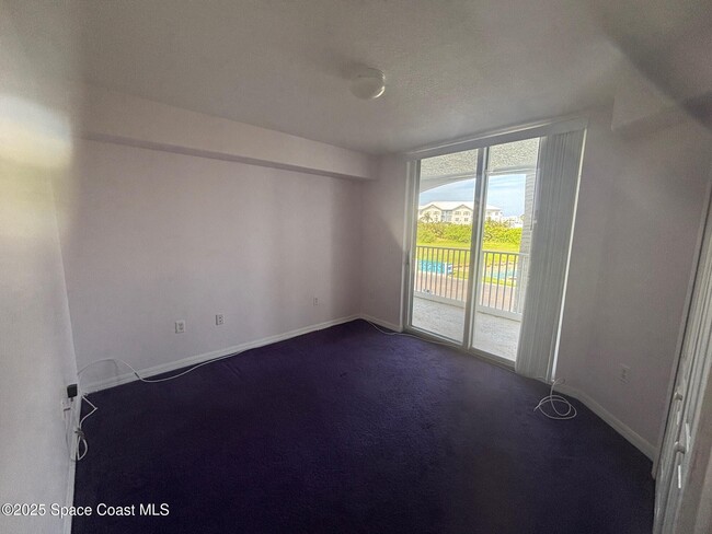 Building Photo - 8922 Laguna Ln