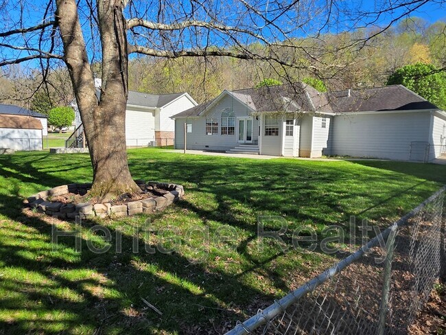 Building Photo - 5509 Springridge Ln