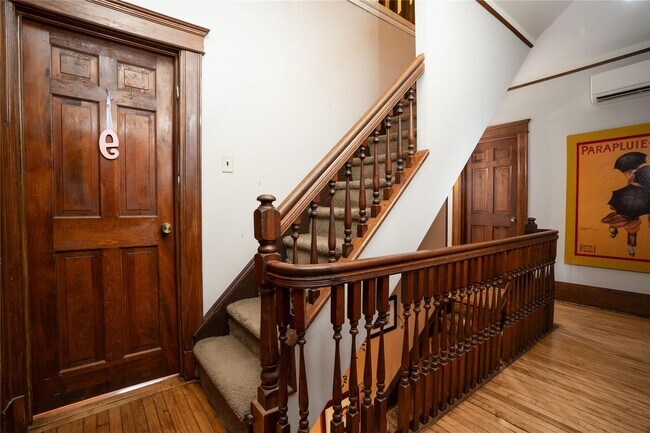 Building Photo - 65 Rockledge Dr