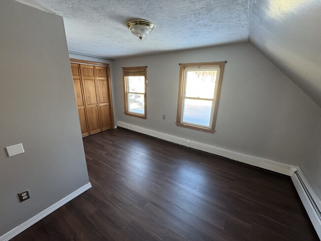 Building Photo - 40 S Whipple St