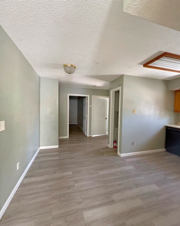 Building Photo - 16 Harvard St