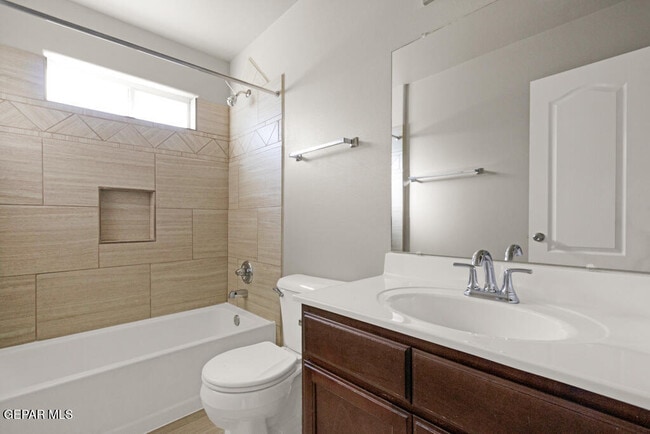 Building Photo - 159 Homedale Dr