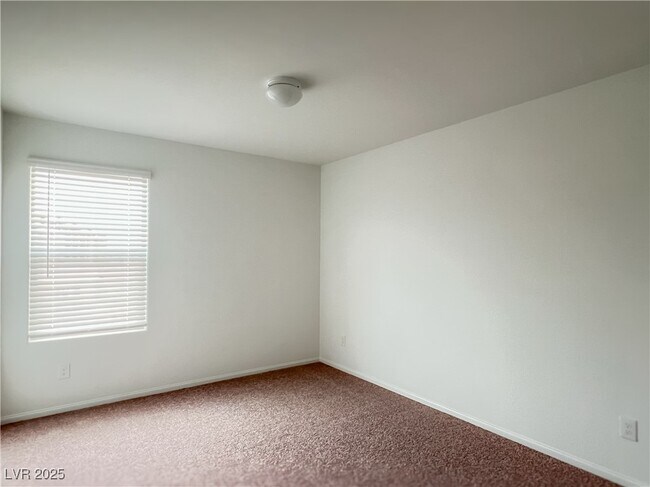 Building Photo - 6053 Swift Lariat St