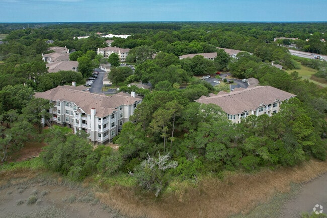 Building Photo - Peninsula